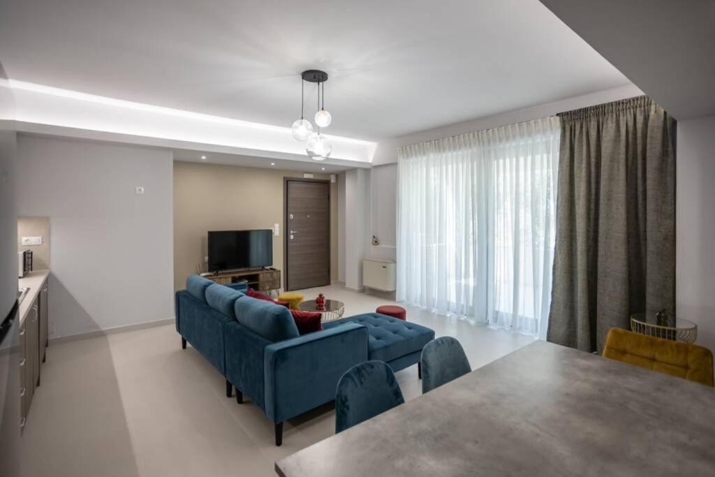 Mela Luxury Apartments Maroulas ภายนอก รูปภาพ