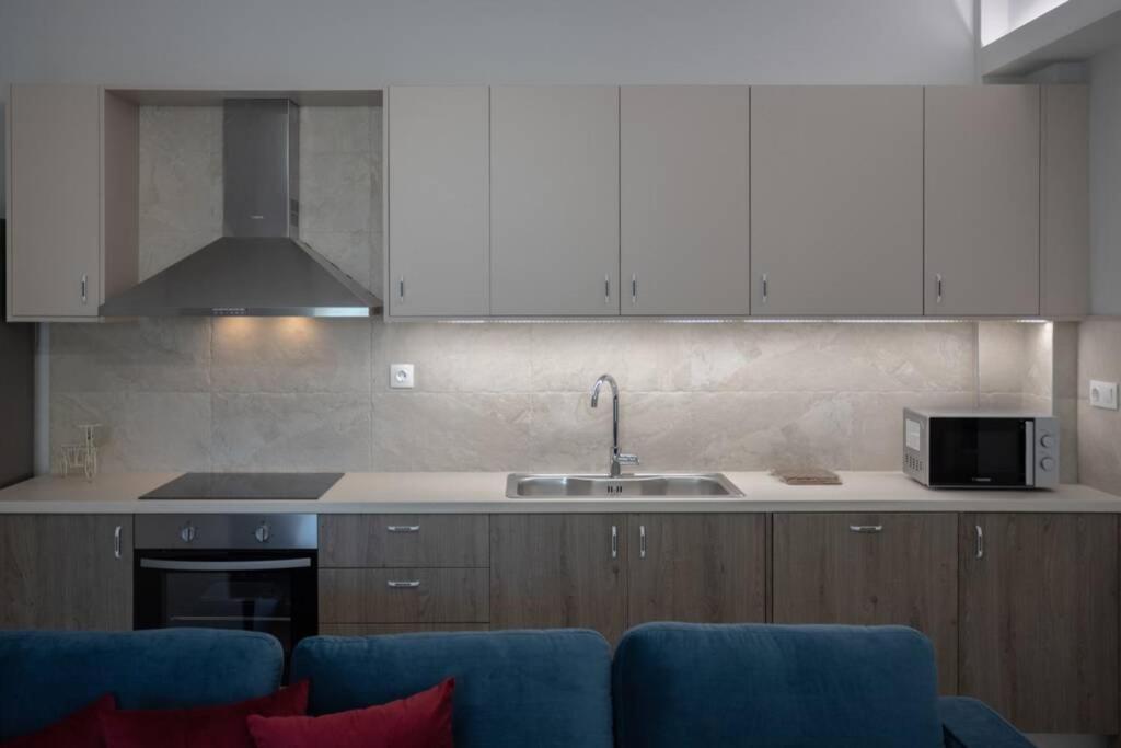 Mela Luxury Apartments Maroulas ภายนอก รูปภาพ