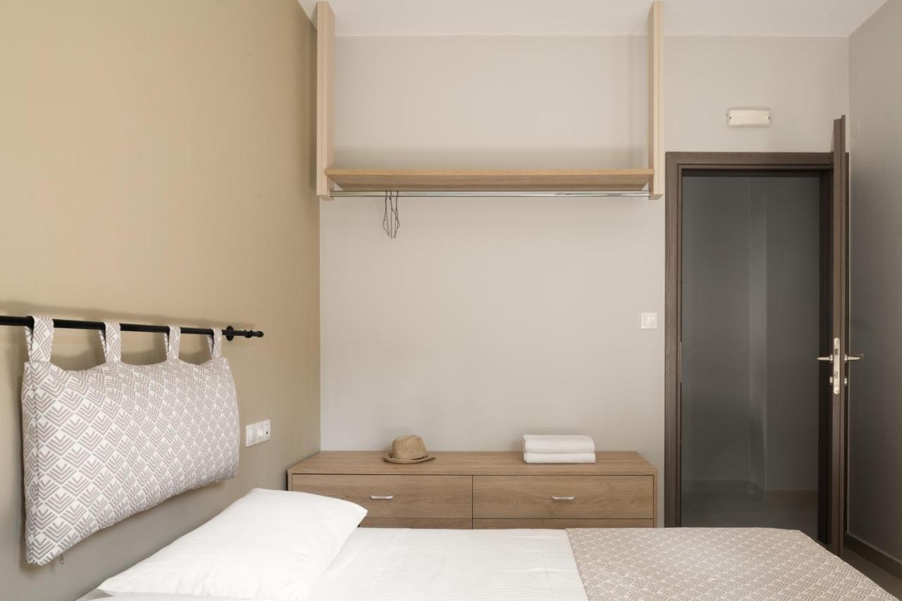 Mela Luxury Apartments Maroulas ภายนอก รูปภาพ