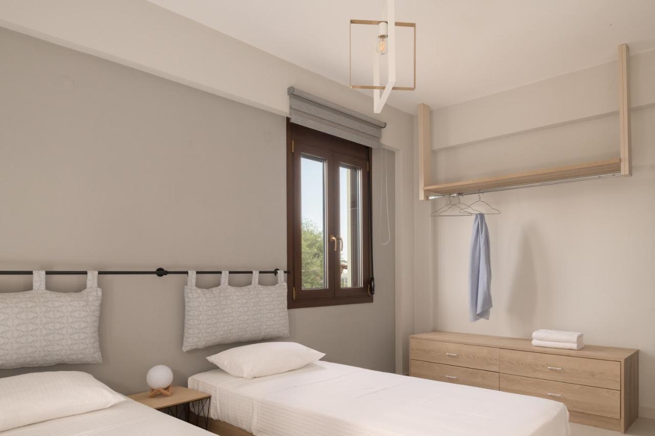 Mela Luxury Apartments Maroulas ภายนอก รูปภาพ